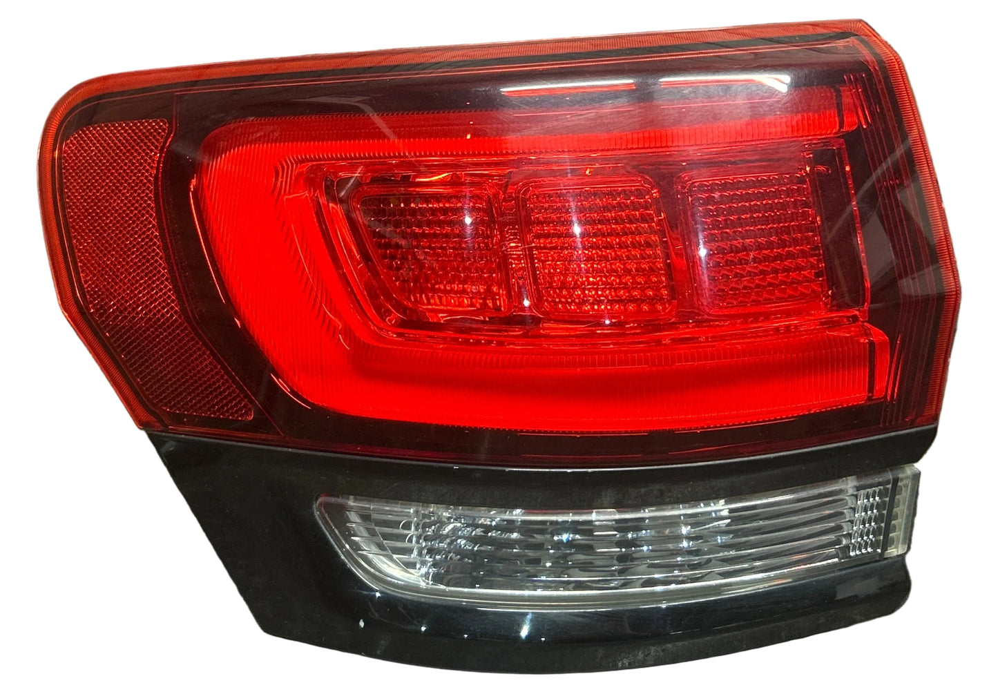 15-21 Jeep Grand Cherokee SRT Driver Left Tail Light  Assembly OEM 68142943AE