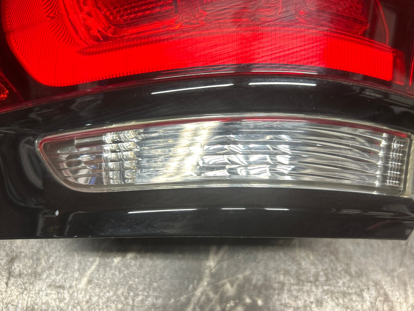 15-21 Jeep Grand Cherokee SRT Driver Left Tail Light  Assembly OEM 68142943AE