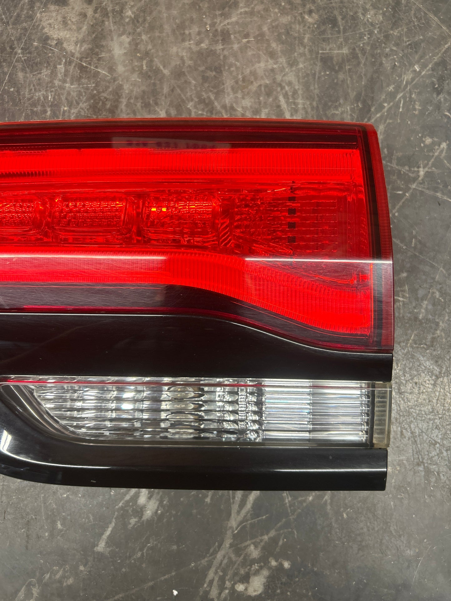 15-21 Jeep Grand Cherokee Black Right Inner Tail Light LED OEM
