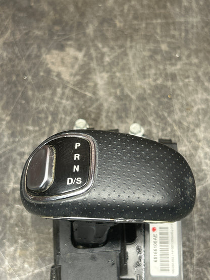 14- 15 Jeep Grand Cherokee Automatic Transmission Gear Shifter OEM 68166105AE