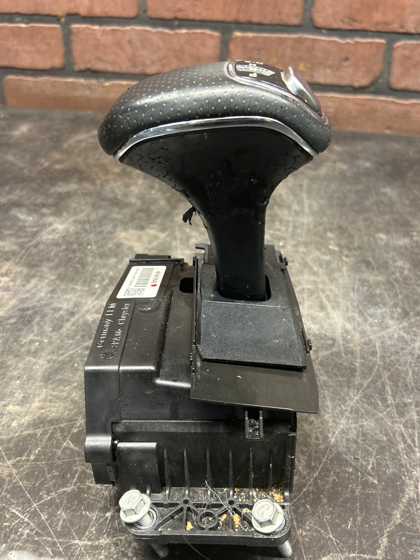 14- 15 Jeep Grand Cherokee Automatic Transmission Gear Shifter OEM 68166105AE