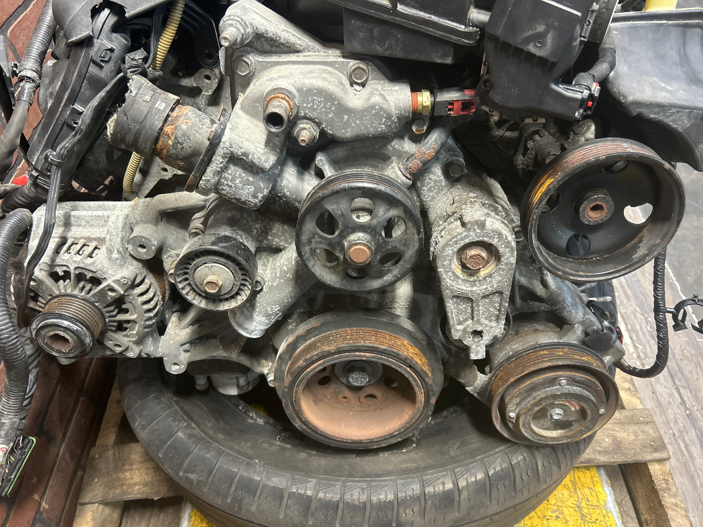 OEM 2015 WK2 Jeep Grand Cherokee SRT 6.4L Hemi 392 Engine Leakdown Tested 160k