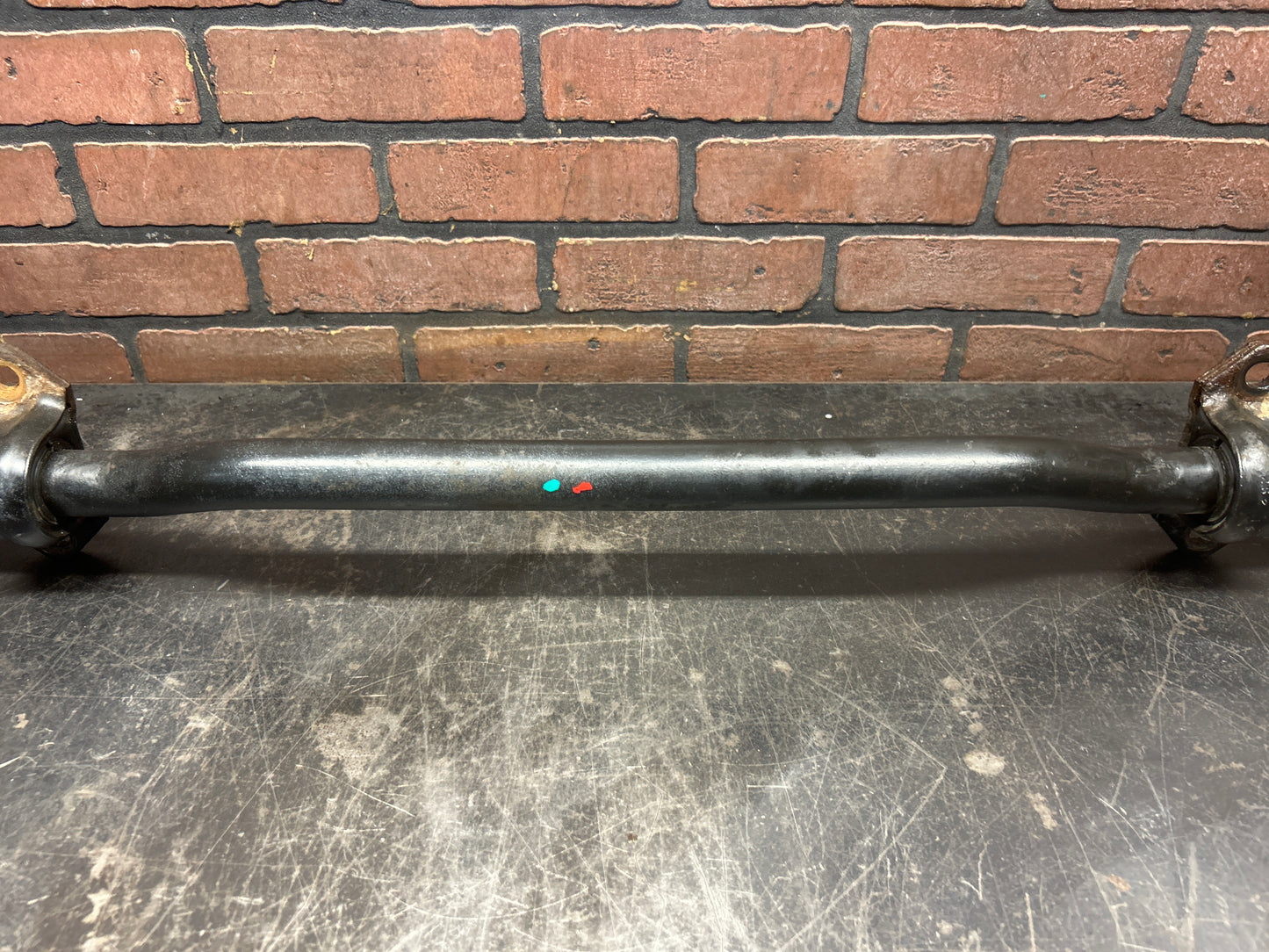 2012-2015 Jeep Grand Cherokee SRT Front Stabilizer Sway Bar Assembly OEM