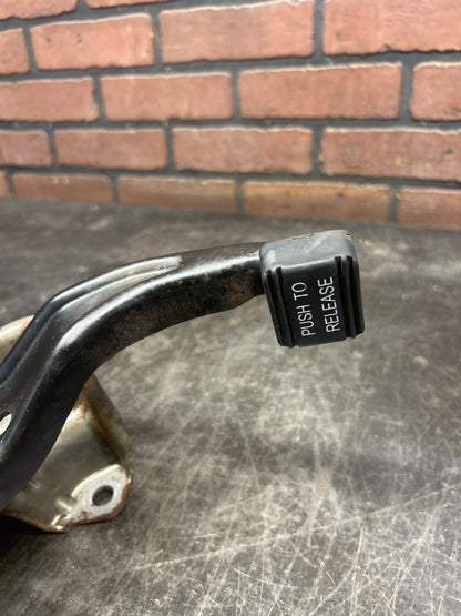 2011-2021 JEEP GRAND CHEROKEE SRT WK2 EMERGENCY PARK PARKING BRAKE PEDAL OEM