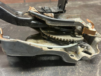 2011-2021 JEEP GRAND CHEROKEE SRT WK2 EMERGENCY PARK PARKING BRAKE PEDAL OEM