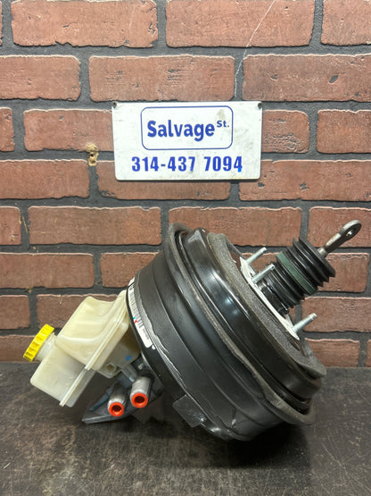 15 Jeep Grand Cherokee WW2 MK4 SRT8 Brake Servo 68252929AA Brake Booster
