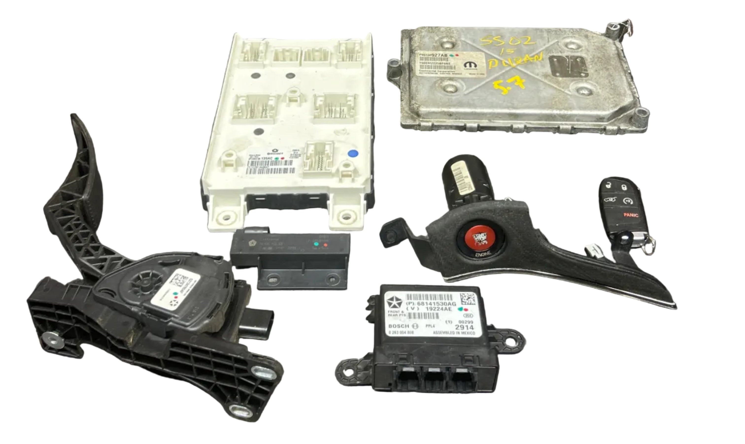 2015 Jeep Grand Cherokee SRT BCM ECU PCM Pedal Ignition Hub Receiver Package OEM