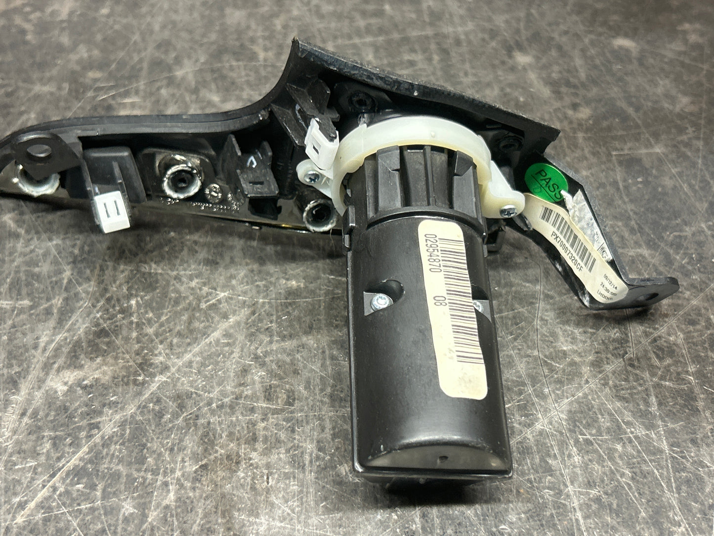 2015 Jeep Grand Cherokee SRT BCM ECU PCM Pedal Ignition Hub Receiver Package OEM
