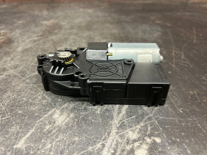 11-22 Jeep Grand Cherokee Roof Panoramic Sunroof Motor Assembly OEM 30020271D