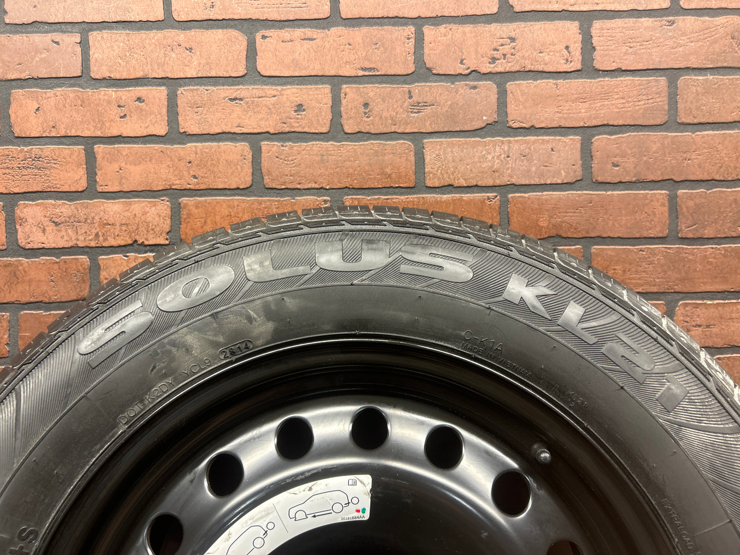 2011-2026 Jeep Grand Cherokee SRT Full Size Spare Wheel Tire Kumho 245/65 R18