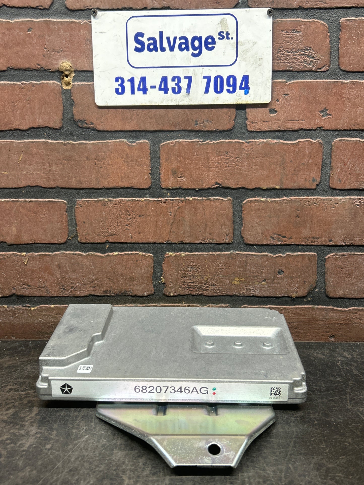 15-22 Jeep Grand Cherokee SRT Dodge Durango Radio AMP Amplifier OEM 68207346AG