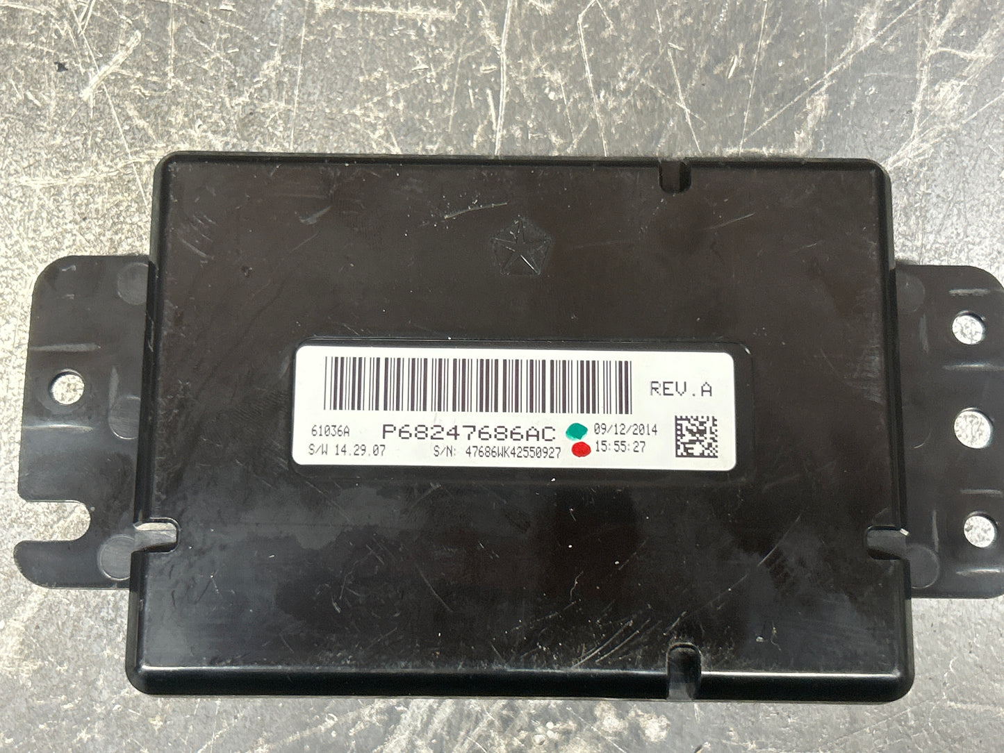2014-2021 Jeep Grand Cherokee Temperature Control Module HVAC P68247686AC OEM