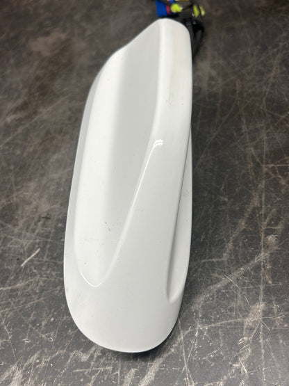 2014-2017 Grand Cherokee Dodge Durango Shark Fin Antenna White OEM P1YG06GW7AC