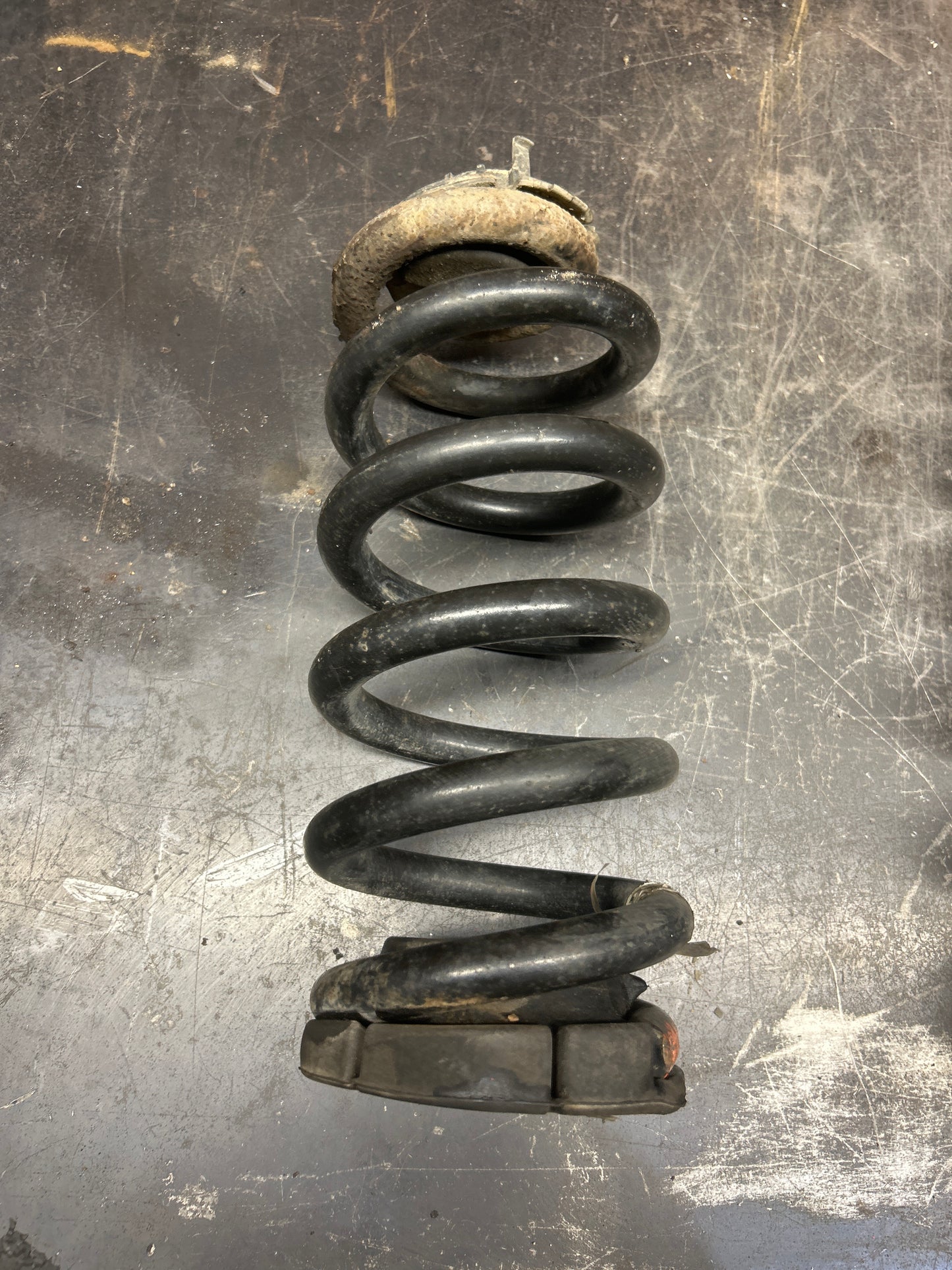 2011-2021 Jeep Grand Cherokee SRT  Rear Coil Spring Set LH & RH OEM 68029686AB