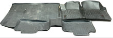 11-20 Jeep Grand Cherokee 11-14 Dodge Durango WeatherTech Floor Mats & Cargo Mat