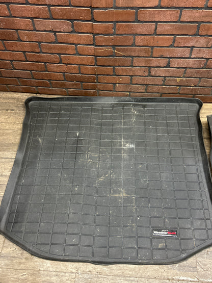 11-20 Jeep Grand Cherokee 11-14 Dodge Durango WeatherTech Floor Mats & Cargo Mat
