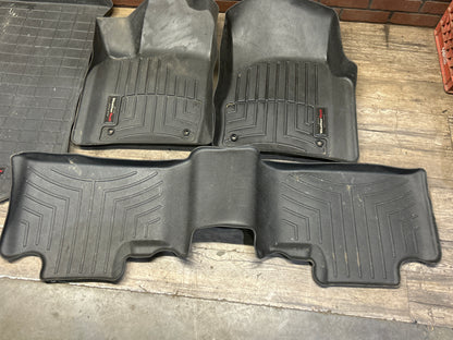 11-20 Jeep Grand Cherokee 11-14 Dodge Durango WeatherTech Floor Mats & Cargo Mat