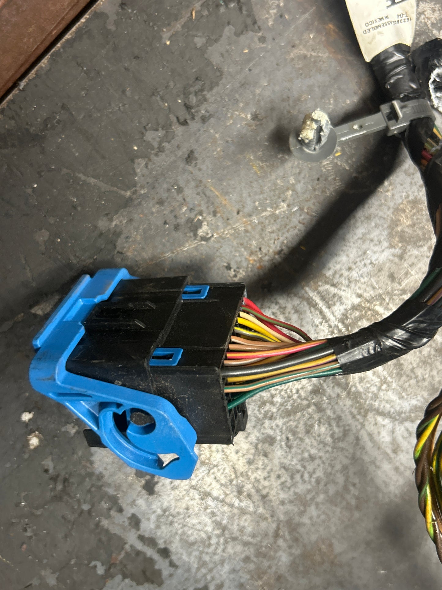 2015 Jeep Grand Cherokee SRT Jumper Wire Wiring Harness 68232476AA
