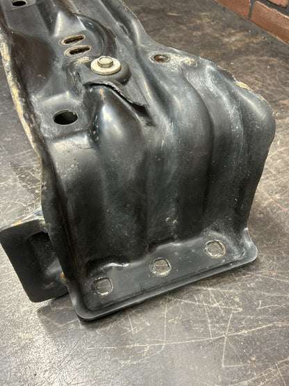 14-21 Jeep Grand Cherokee/Durango SRT Crossmember Mount Bracket 68252525AA OEM