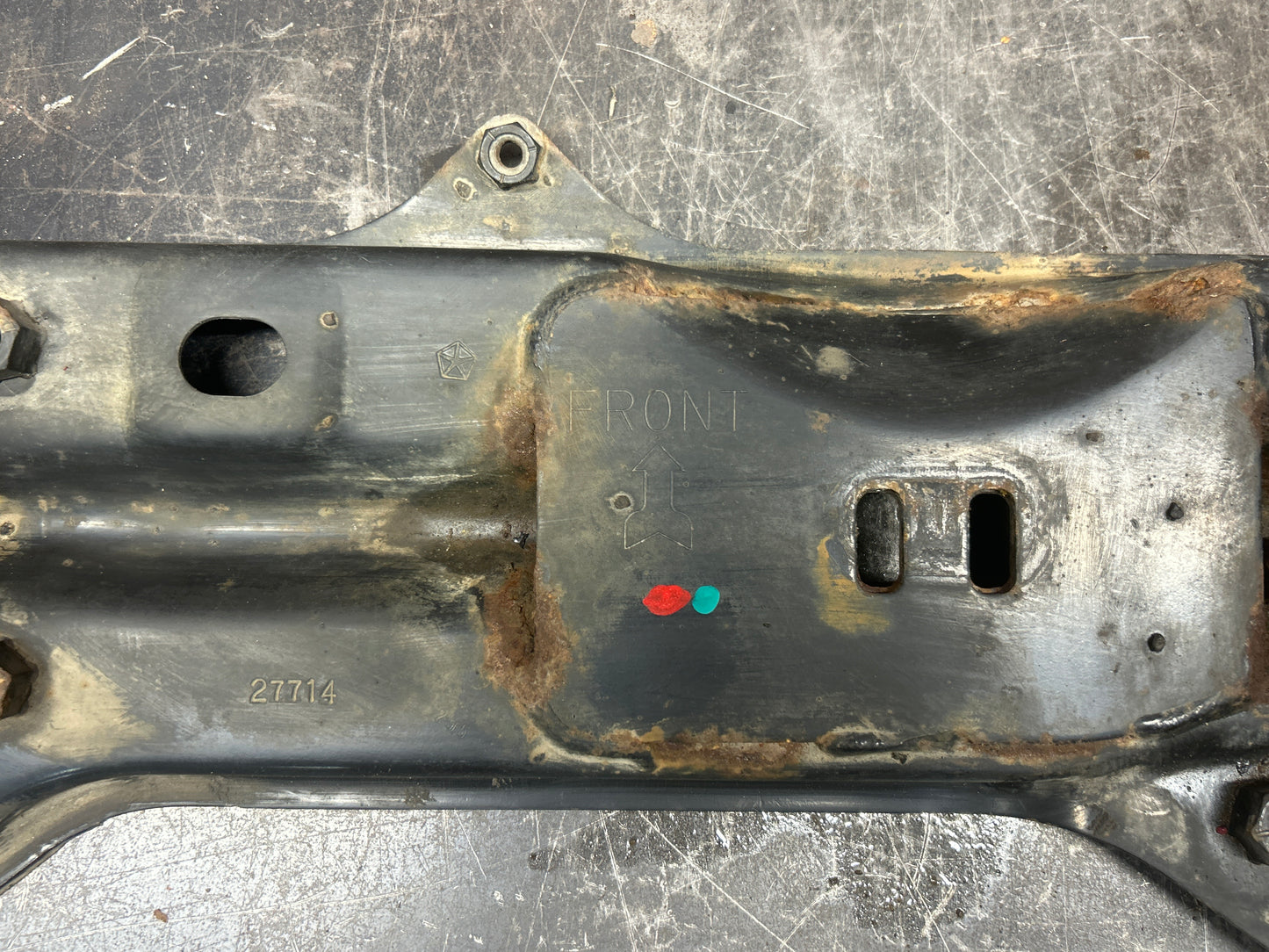 14-21 Jeep Grand Cherokee/Durango SRT Crossmember Mount Bracket 68252525AA OEM