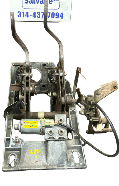 03-06 GEN3 Mopar OEM Dodge Viper Brake Clutch Accelerator Pedal 5290890AG