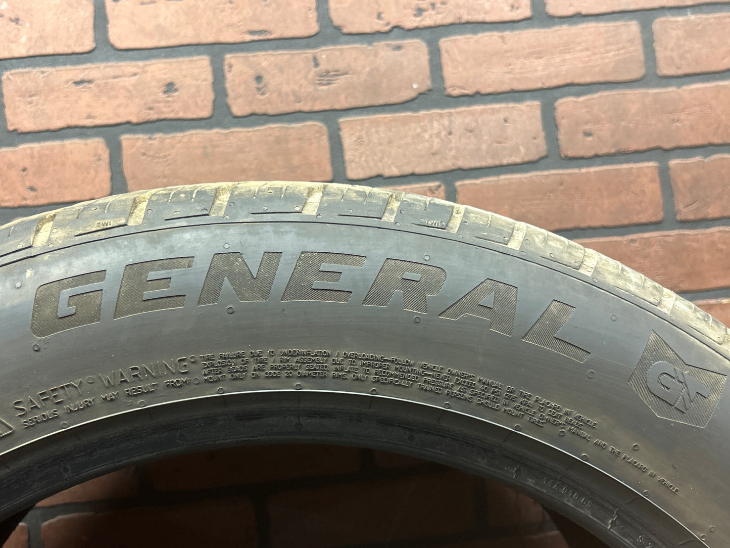 1x Used Tire General Gmax AS-07 UHP 114V All Seasons Performance 295/45/20