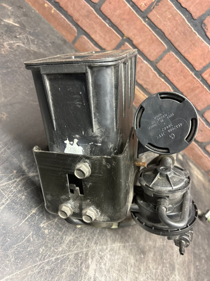 1996-2002 Dodge Viper R/T-10 Gen2 Evaporator Canister 5264889aa OEM