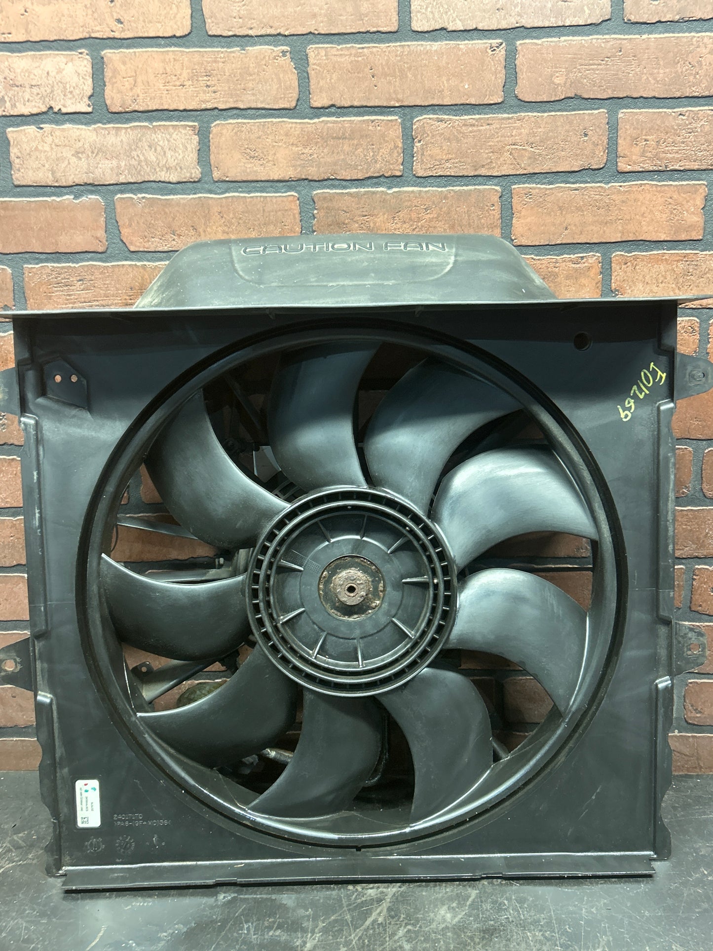 01-04 Jeep Grand Cherokee OEM Radiator Hydraulic Cooling Fan Motor 52079986AE