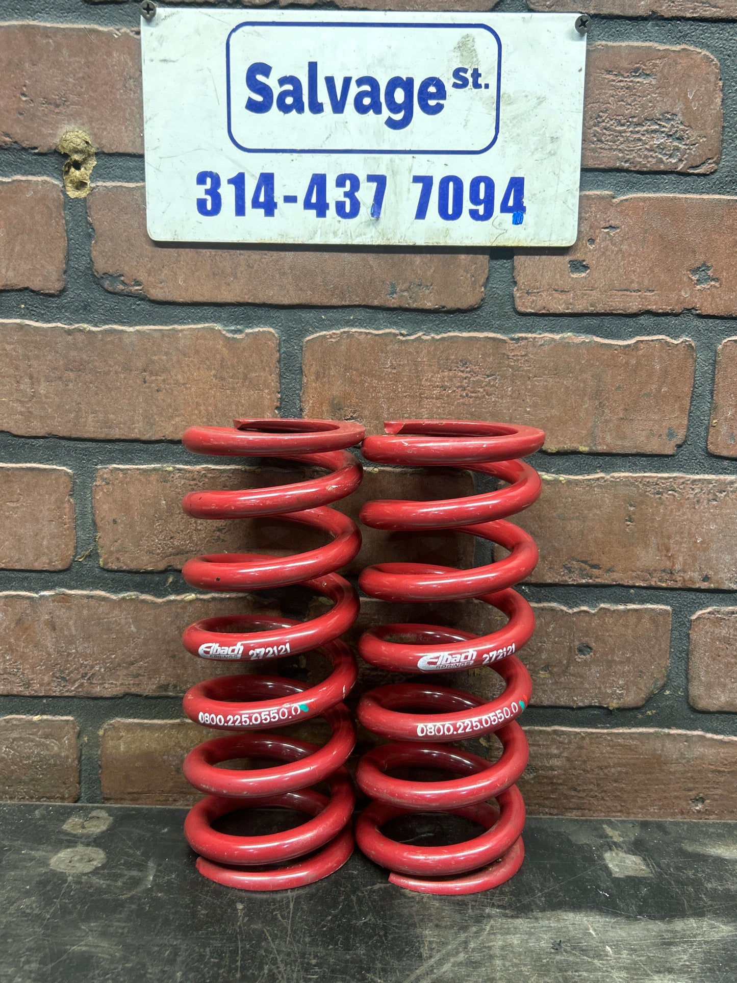 ERS Eibach Linear Main Spring Set Dia 2.25 in 8.00 in Rate 550lbs 0800.225.0550