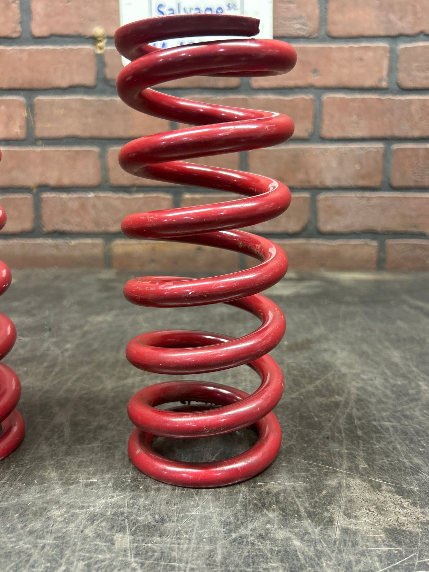 ERS Eibach Linear Main Spring Set Dia 2.25 in 8.00 in Rate 550lbs 0800.225.0550