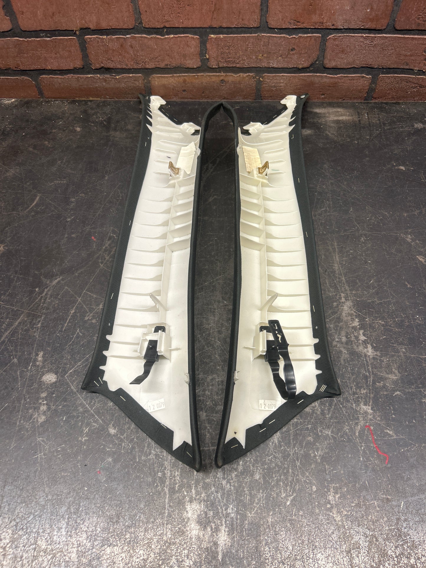 15-23 DODGE CHALLENGER OEM A PILLAR SET TRIM MOLDING PANEL COVERS LEFT & RIGHT