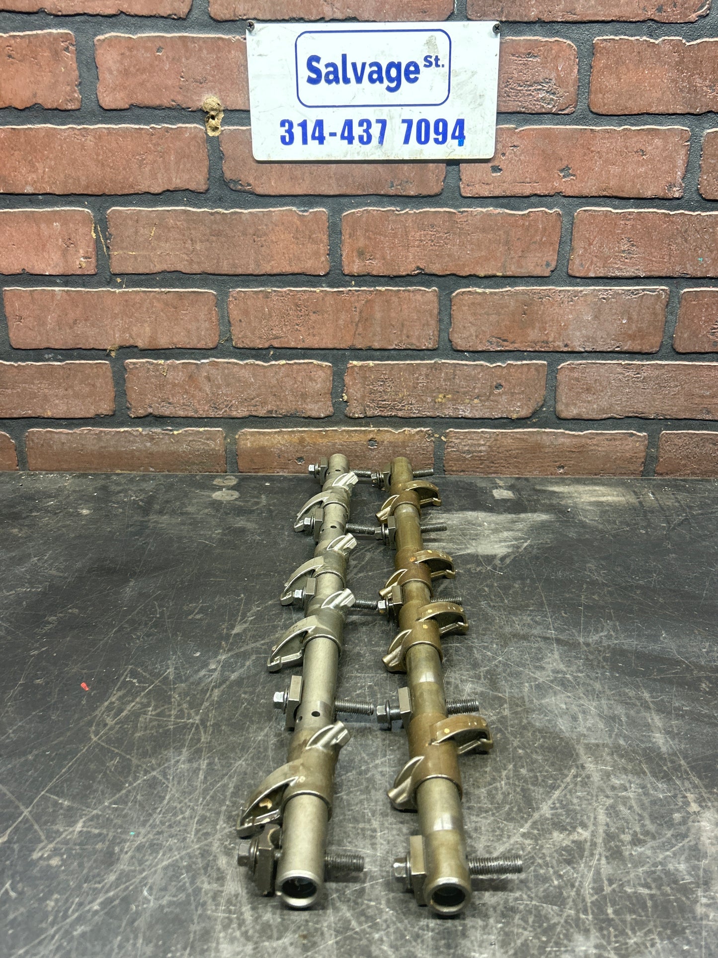 03-23 JEEP DODGE CHRYSLER RAM 5.7L OR 6.4L HEMI INTAKE & EXHAUST ROCKER ARM OEM