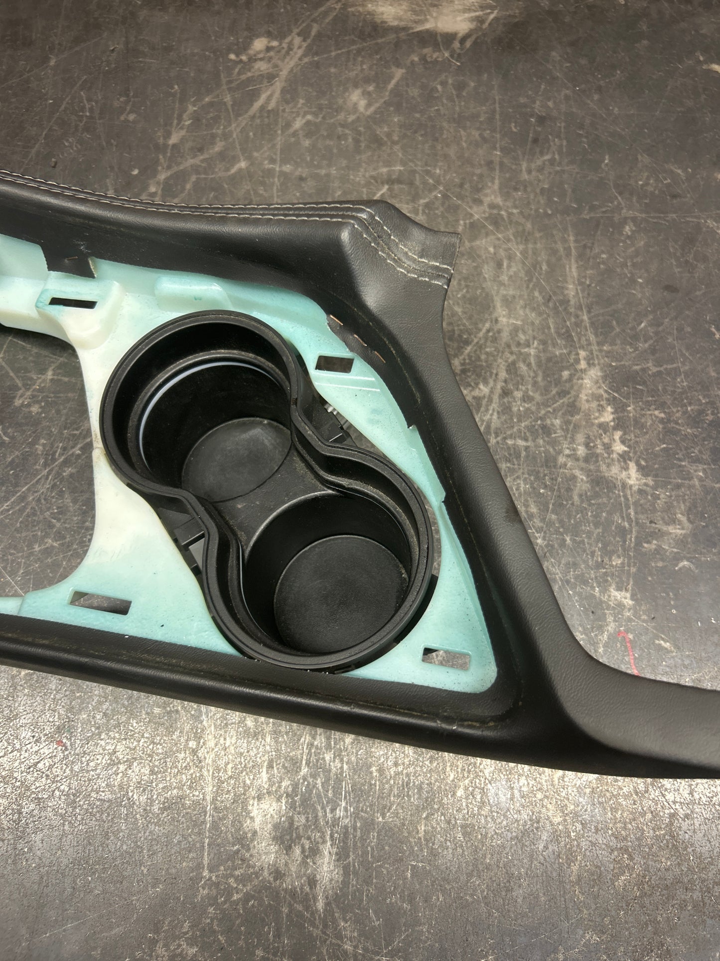 15-23 DODGE CHALLENGER CENTER CONSOLE BASE UPPER TRIM BEZEL OEM 6EF231XGAE