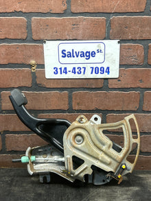 07-23 DODGE CHALLENGER CHARGER 300 EMERGENCY PARKING BRAKE PEDAL 04779478AI OEM