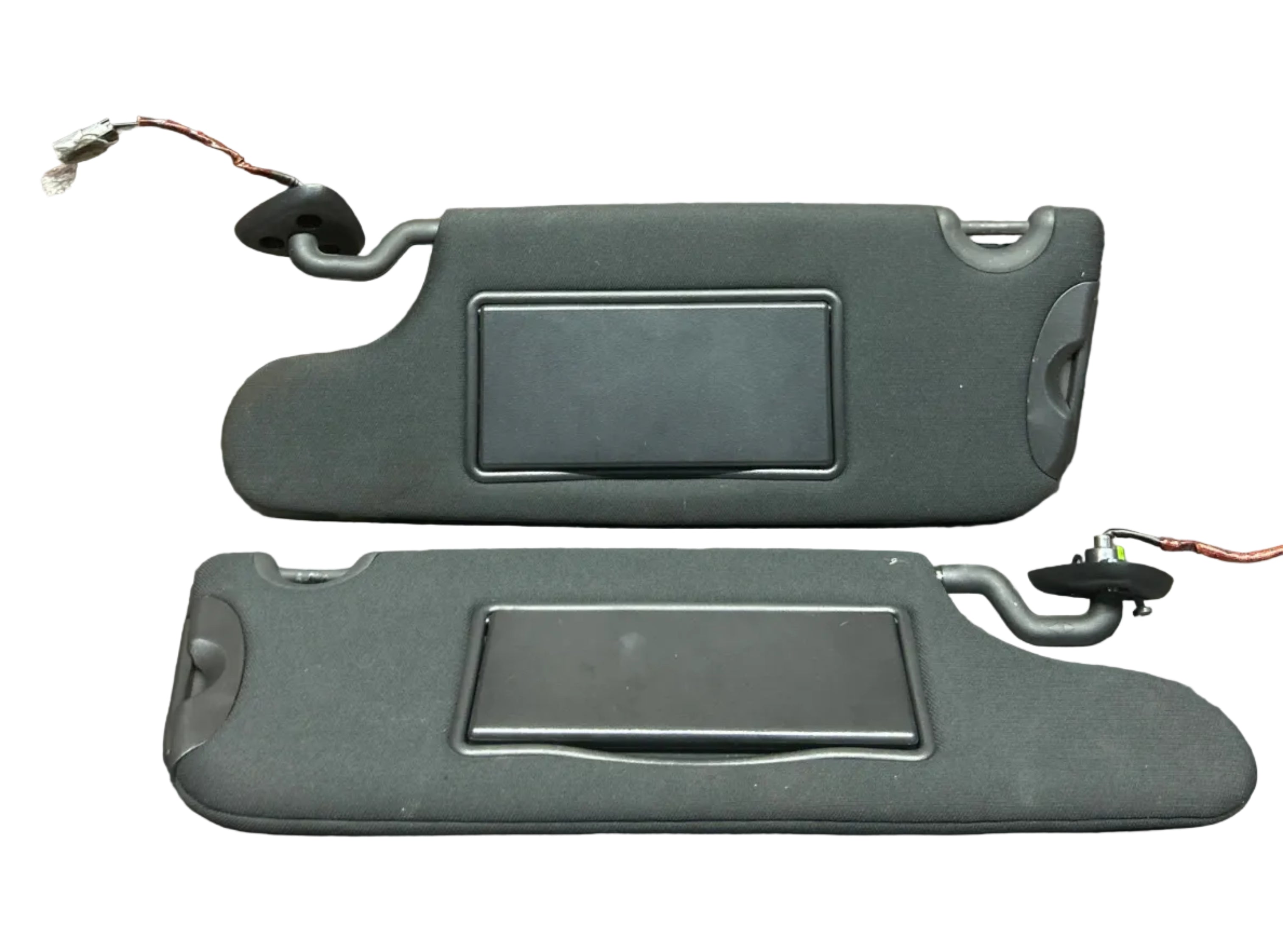 17-23 Dodge Challenger Illuminated Sun Visors Pair 6KM08DX9AB 6KM09DX9AB