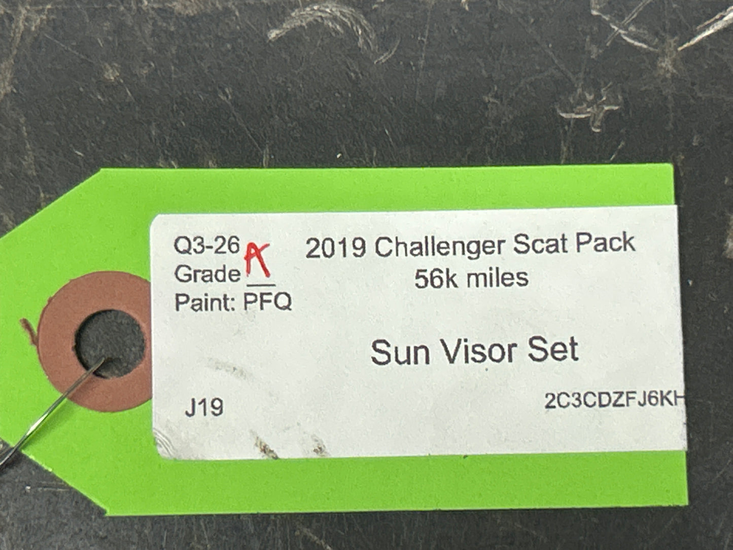 17-23 Dodge Challenger Illuminated Sun Visors Pair 6KM08DX9AB 6KM09DX9AB
