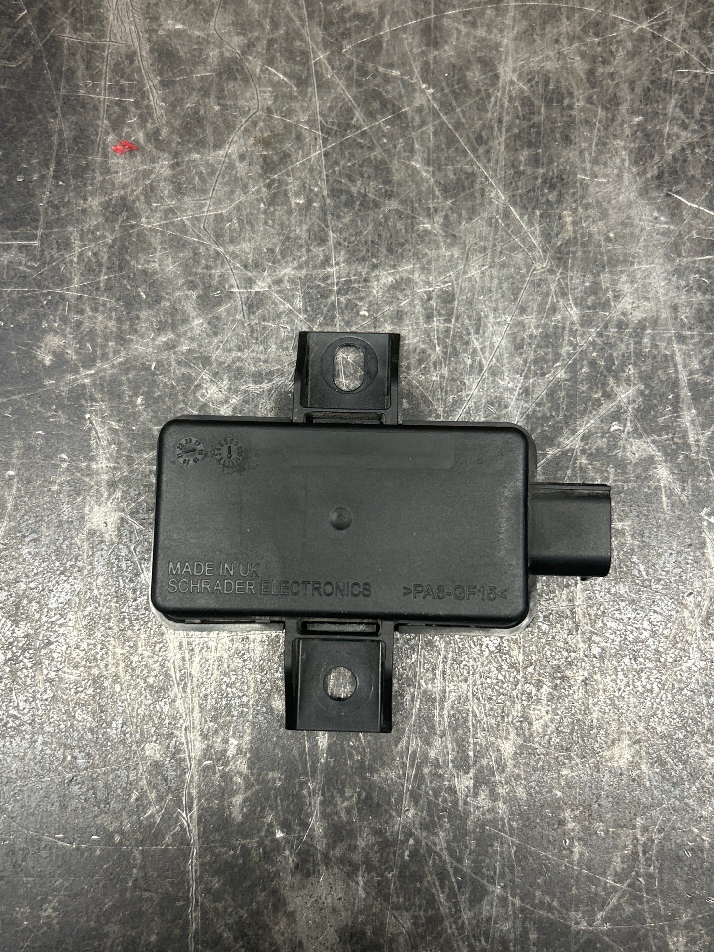 14-21 Jeep Dodge Challenger Chrysler 300 OEM Tire Pressure Module 68219831AF