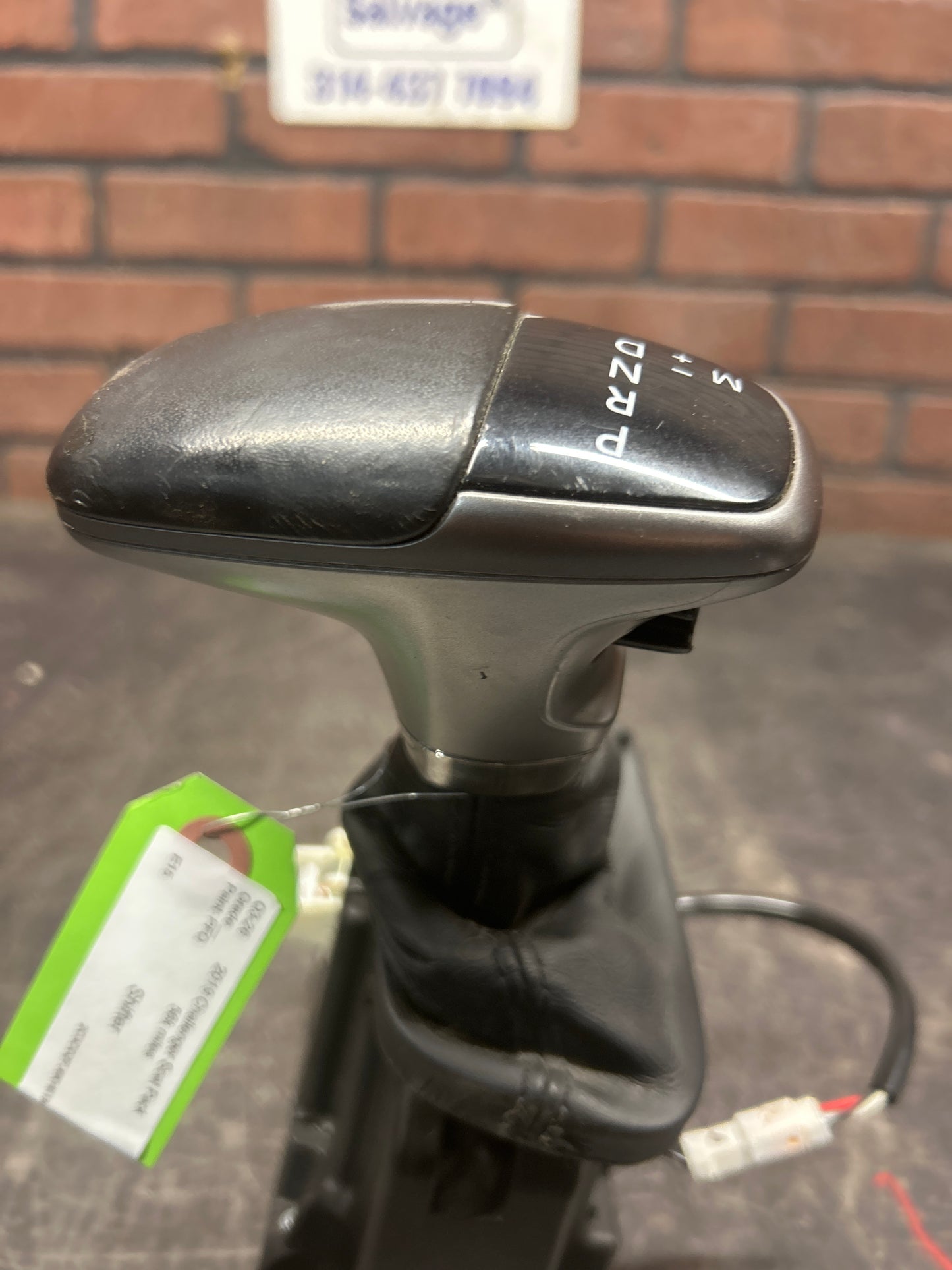 15-23 Dodge Challenger Charger Transmission Shifter Gear Selector 04670717AB
