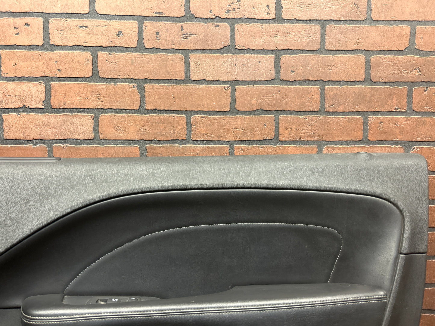 15 - 23 DODGE CHALLENGER SRT FRONT RIGHT INTERIOR DOOR PANEL AK11024DX9009 OEM