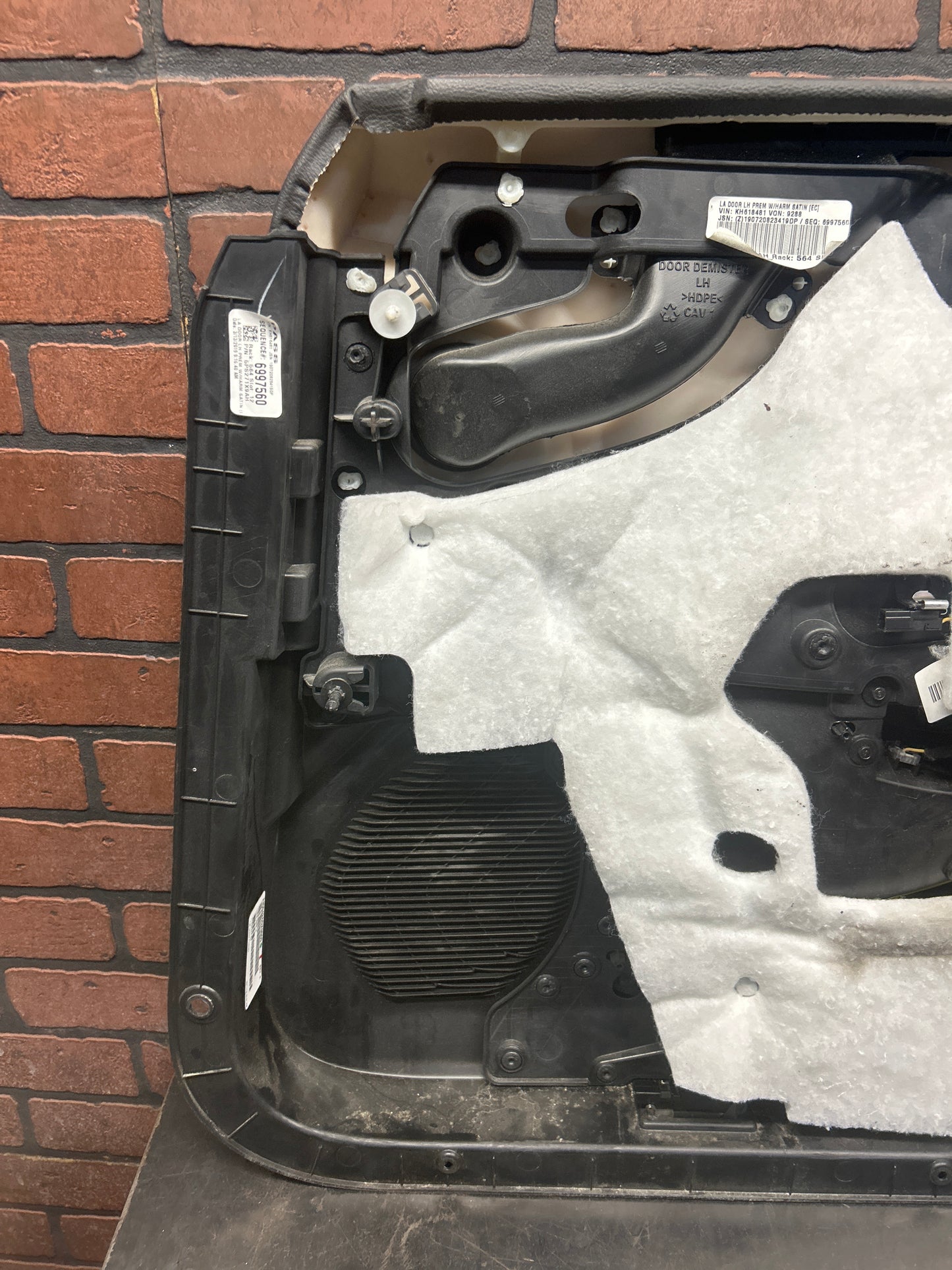 15 - 23 DODGE CHALLENGER SRT FRONT LEFT INTERIOR DOOR PANEL AI50426DX9009 OEM
