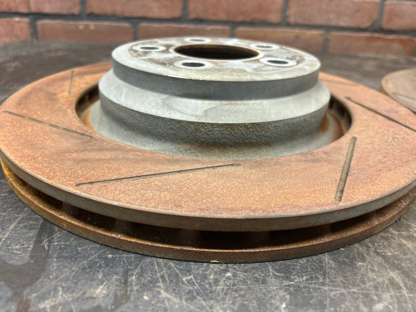 05-20 Dodge Challenger/Charger/Magnum/300 Slotted Rear Rotor Set 5290538AE OEM