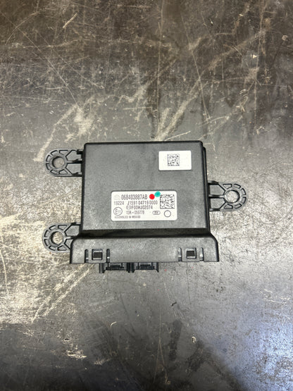 2018-2023 CHALLENGER PARK ASSIST GATEWAY COMPUTER CONTROL MODULE OEM 068403887AB