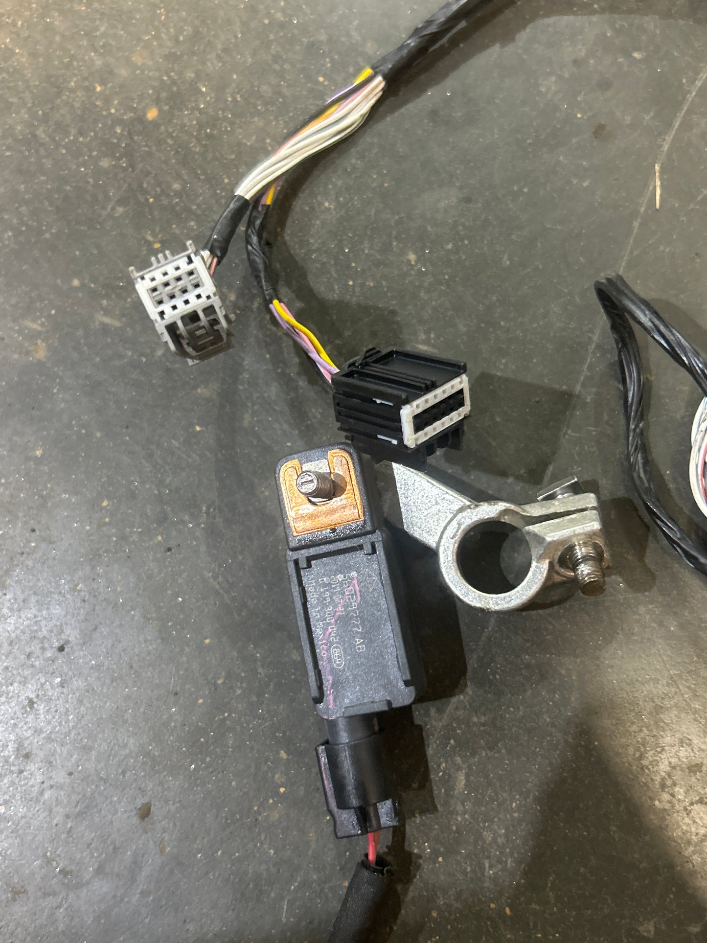 2019 Dodge Challenger Scat Pack 6.4L Body Wiring Harness 68487524AB OEM 56K
