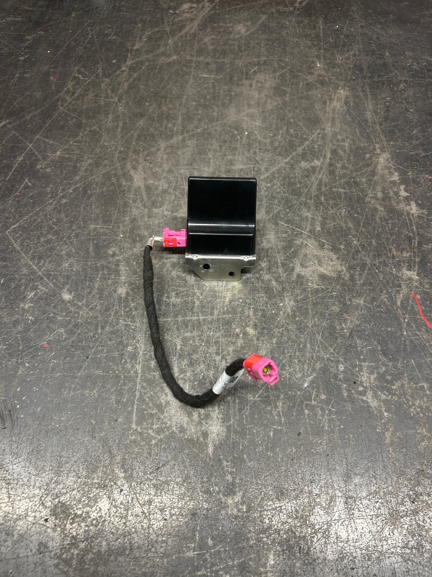 2019 Dodge Challenger Scat Pack BCM ECU PCM Pedal Ignition Hub Receiver Package