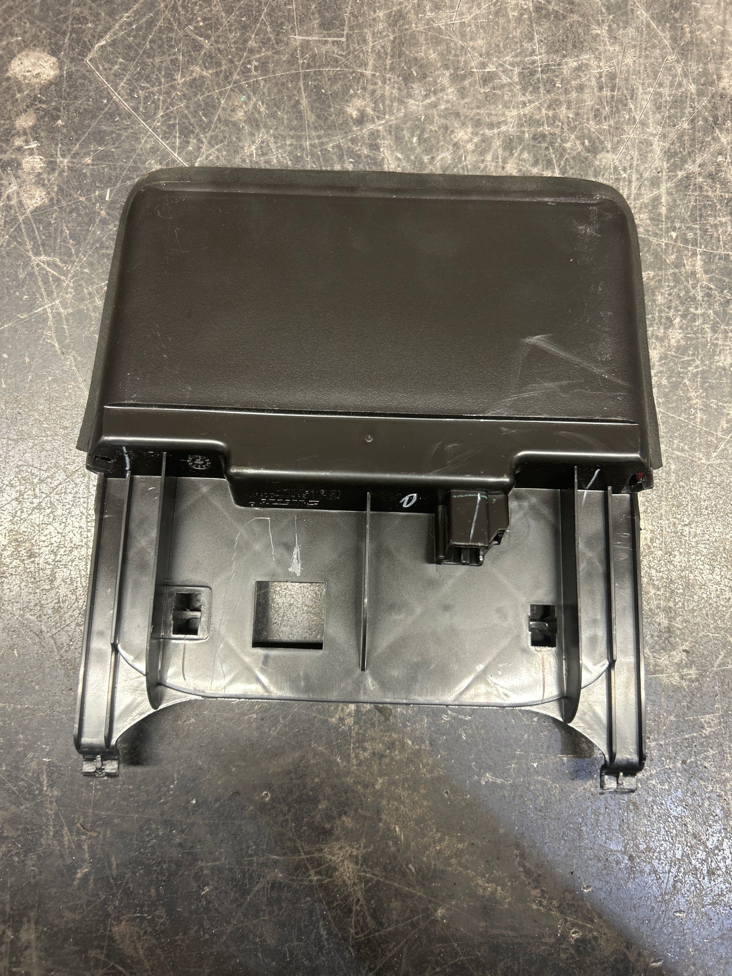 2008-2023 DODGE CHALLENGER REAR 3RD BRAKE LIGHT LED LAMP OEM 05028782AD