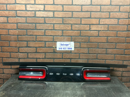 2015-2023 DODGE CHALLENGER TRUNK CENTER TAIL LIGHT LAMP ASSEMBLY SATIN BLACK OEM