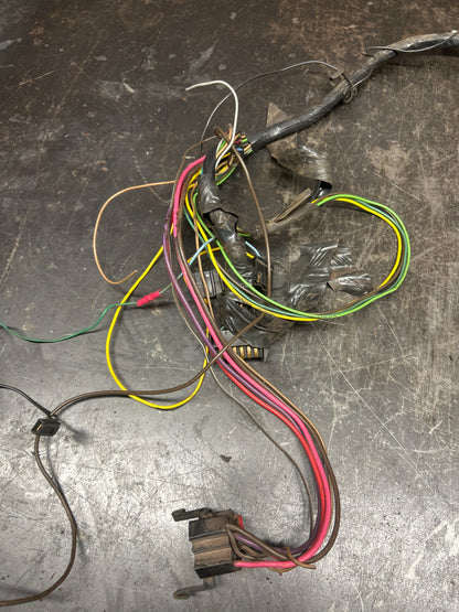 68-74 C3 Corvette IP Wiring Harness Dash Fuse Box Wire Harness