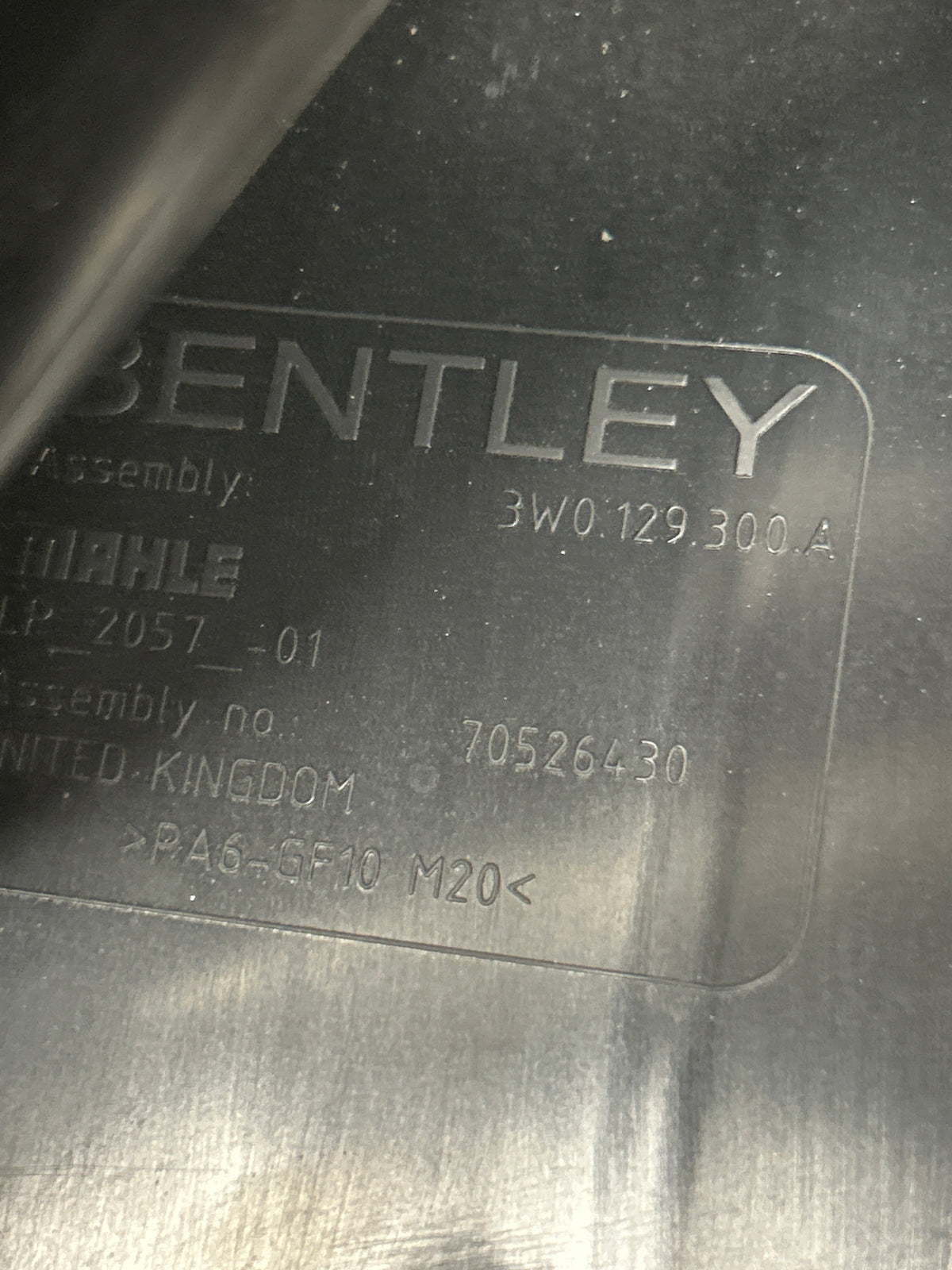13-18 Bentley Continental Gt Gtc Flying Spur Right filter Air Box 3W0129601F