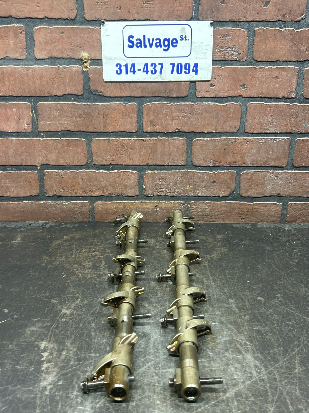 09-14 Dodge Charger 300 Genuine OEM Engine Rocker Arms for Dodge 53021552AB