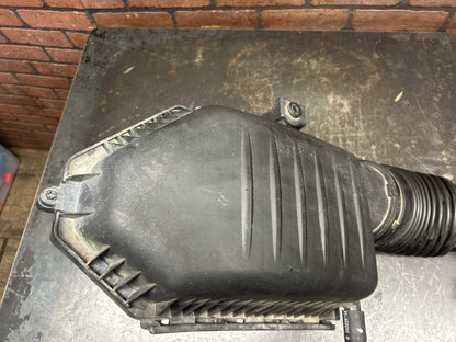 11-24 Dodge Charger 5.7 Air Intake Duct Hose Housing Filter Box OEM 4861940AC